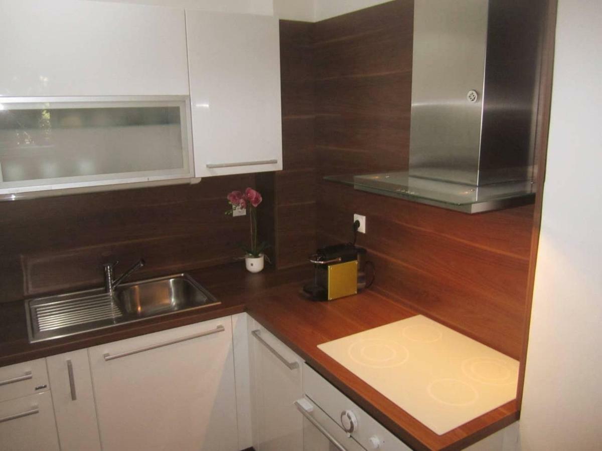 65 Square Meters Designer Apartment In Heart Of City - River View ! Park For Free Ni Extérieur photo