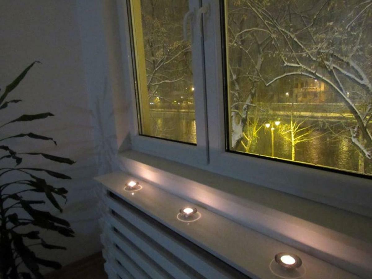 65 Square Meters Designer Apartment In Heart Of City - River View ! Park For Free Ni Extérieur photo